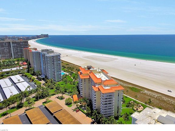 3rd image of 180 Seaview Ct APT 1009
