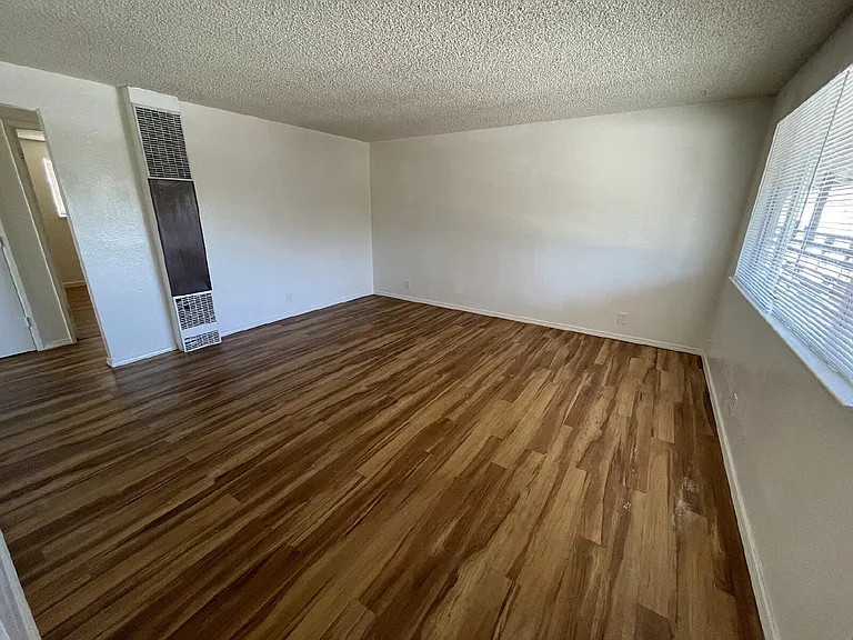 3426 Woodside Dr #3 — Photo 5
