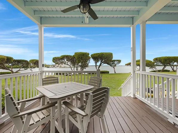 5067 Sunset Village Dr, Duck Key, FL 33050