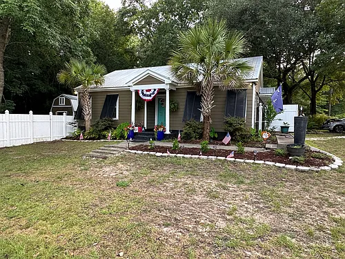 279 Navigators Dr Photo 1