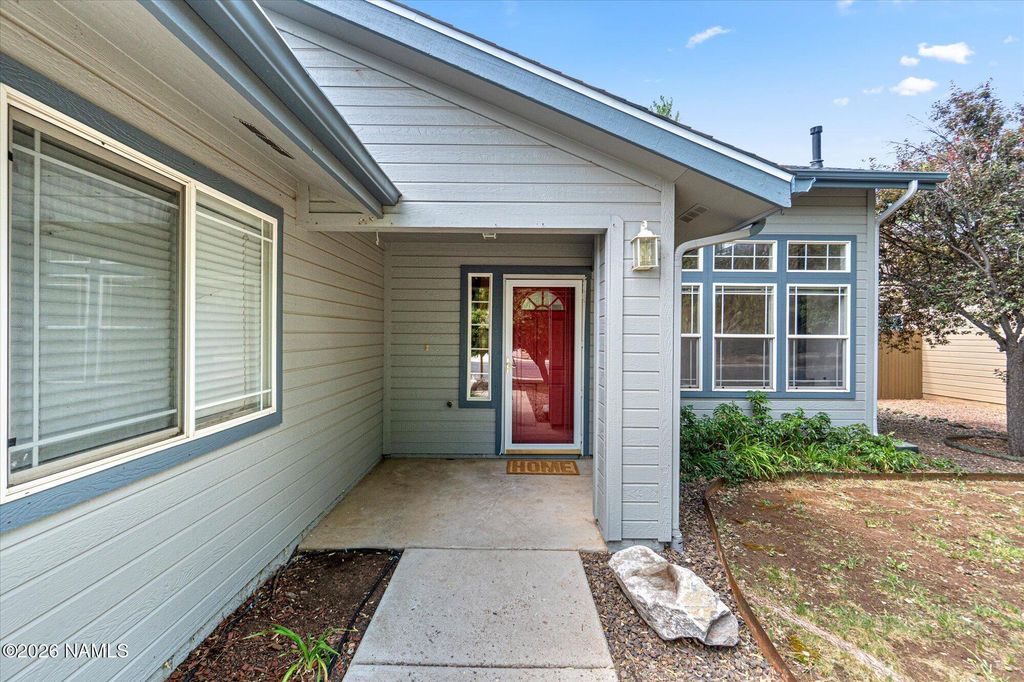 6873 E Eagle Crest Dr, Flagstaff, AZ - View 2