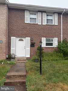 703 S Concord Ct, Sterling, VA, 20164