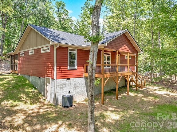 3rd image of 63 Abbey Ln
