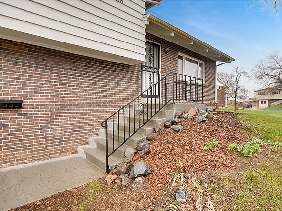 2nd image of 4344 W Roanoke Pl