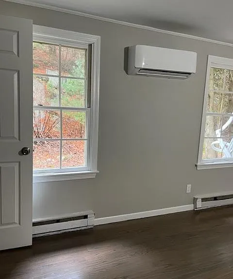 162 Seymour Rd — Photo 7