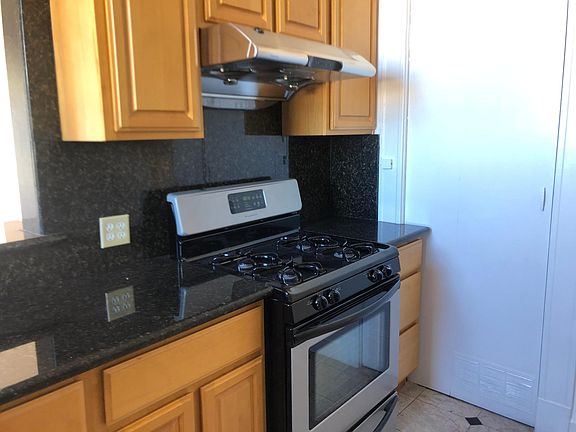 5th image of 801 Vallejo St APT 5