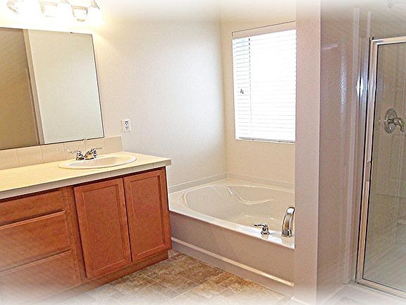 5th image of 8120 83rd Pl NE