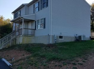 293 Pleasant Valley Rd, Westminster, MD 21158