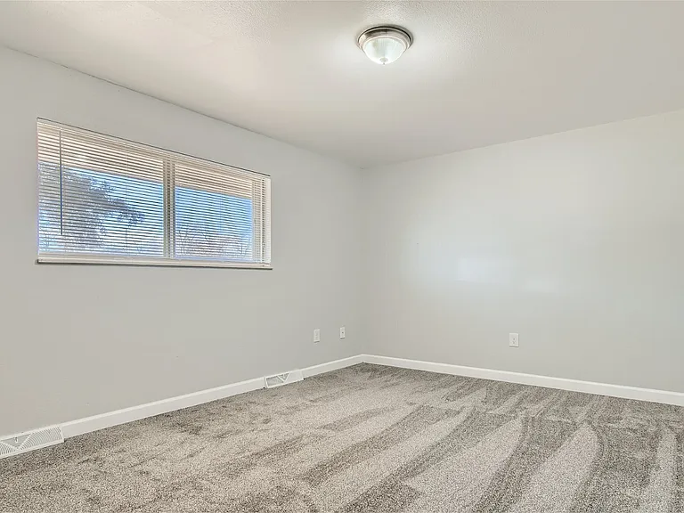 1560 Wagner St — Photo 9