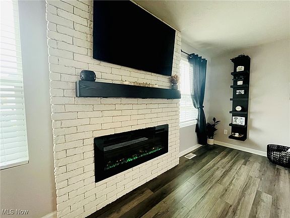 4th image of 3303 Stafford Dr