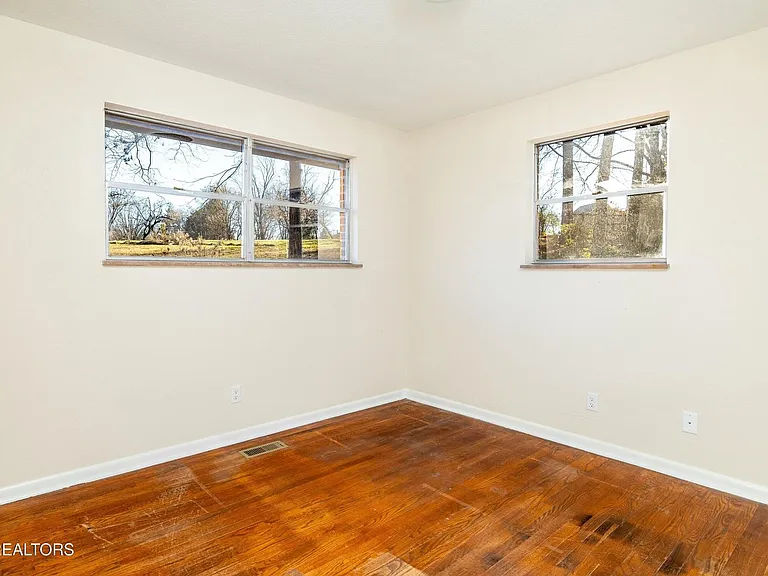 1534 McIlvaine Dr — Photo 16
