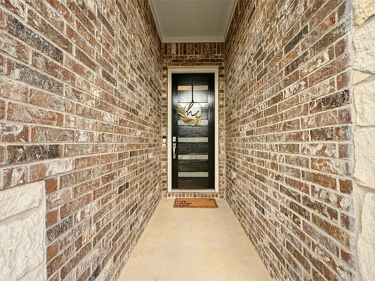 757 Cherrystone Loop — Photo 3