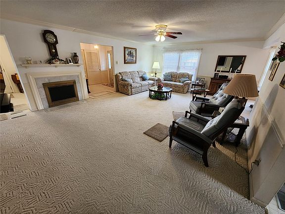 3rd image of 5152 Reynosa Dr