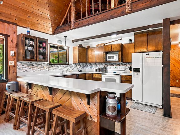 4th image of 95618 Whalestail Ln