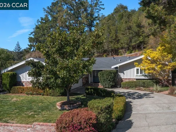 7 Whitehall Dr, Orinda, CA 94563