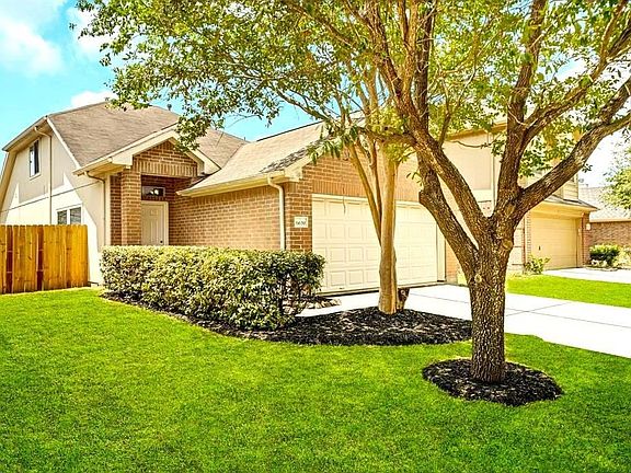 2nd image of 6639 Windy River Ln