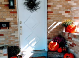 860 Madison Ave, Edwardsville, IL 62025