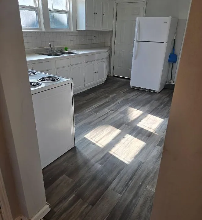 229 5th Ave