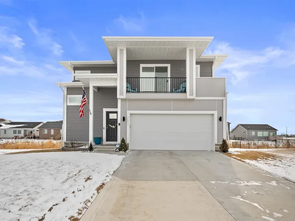 771 McIntosh Ct NE, Bondurant, IA 50035
