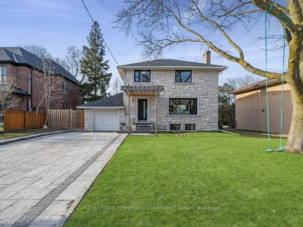 8 Glenelia Ave, Toronto, ON M2M 2K7