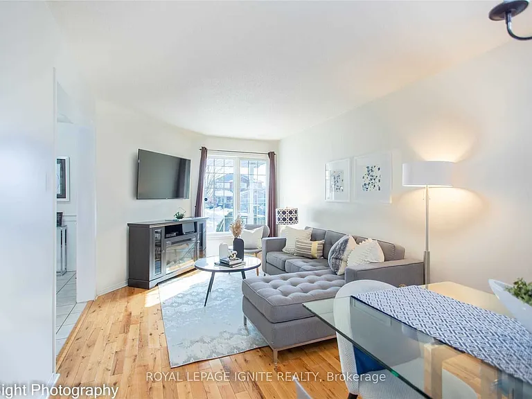 10 Bonnycastle Dr — Photo 6