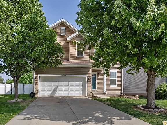 2nd image of 15084 Mormon Cir