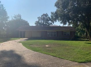 1475 E Barkley Dr, Mobile, AL 36606