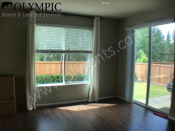 4th image of 8804 Jayden St NE