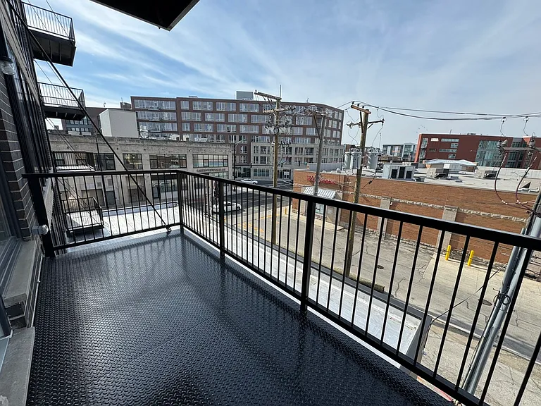 2406 W Armitage Ave #303 — Photo 14