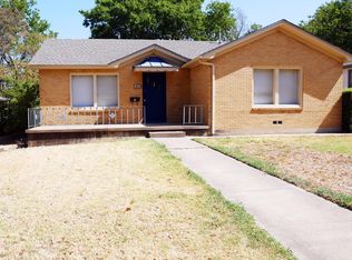 818 Gregg St, Denton, TX 76201