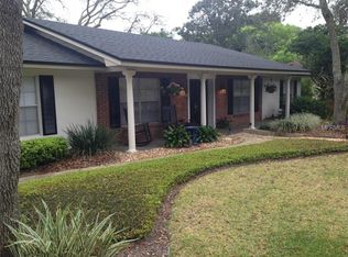 1311 Deer Run Dr, Sanford, FL 32708