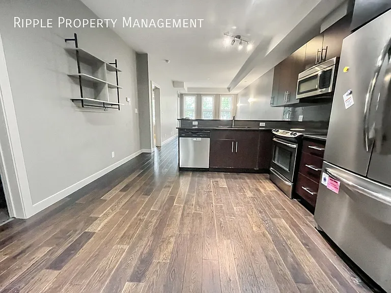 10811 72nd Ave NW #111 — Photo 6
