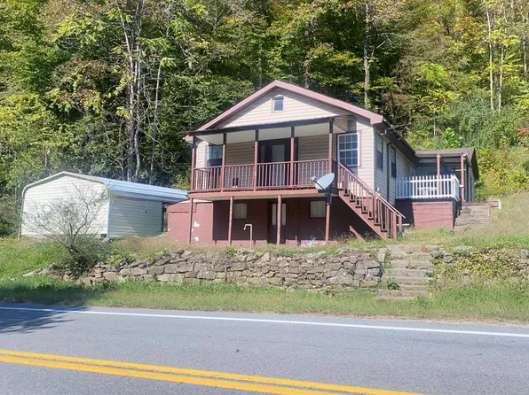 149 Route 65, Williamson, WV 25661