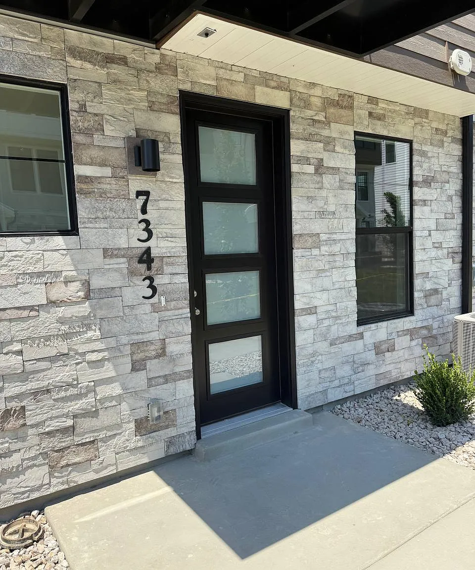 3 bed, 2.5 bath, 1648 sqft, $2,295 — Photo 4