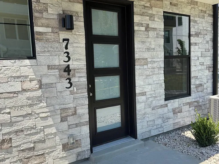 7343 S Sideline Ln — Photo 4