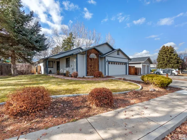 8271 Dixon Ln, Reno, NV 89511