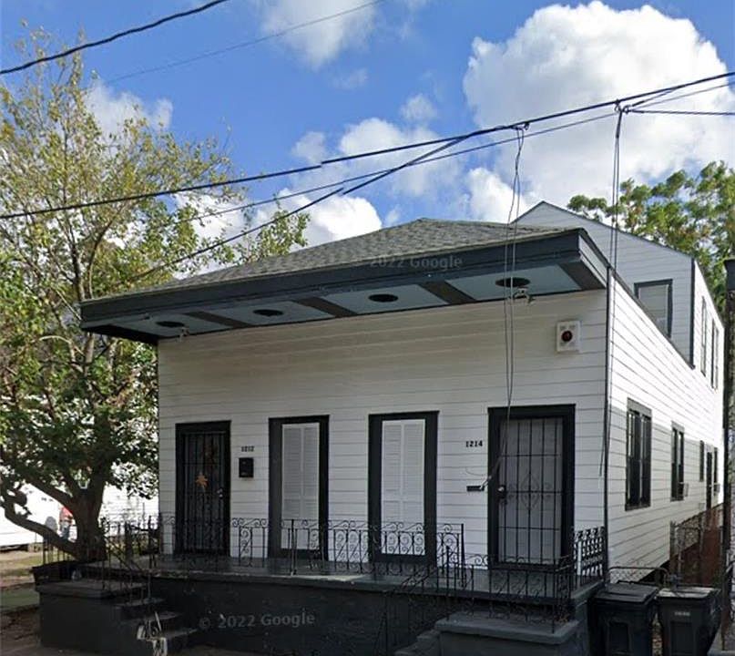 1st image of 1212-14 Simon Bolivar Ave
