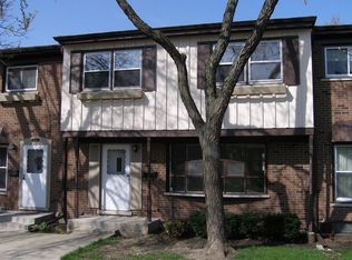 232 Jefferson Ln, Wood Dale, IL 60191