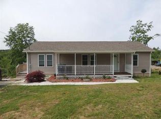 533 Pleasant St, Southbridge, MA 01550