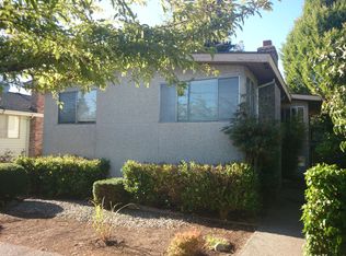 614 NW 49th St, Seattle, WA 98107