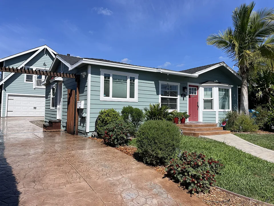 4886 34th Street