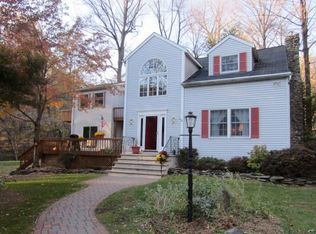 12 Woodland Rd, New Vernon, NJ 07976