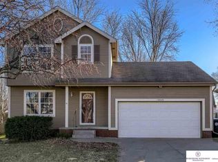 15209 Spencer St, Omaha, NE 68116