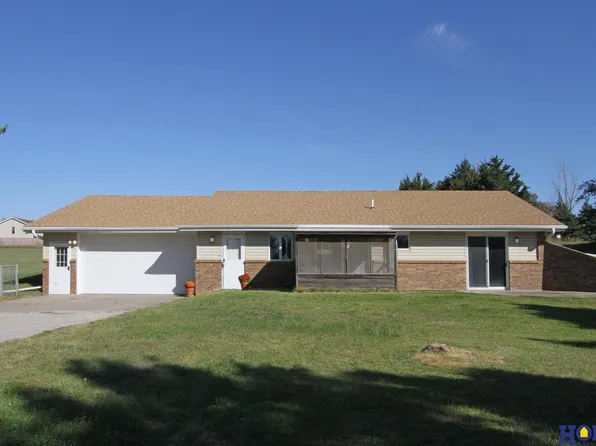 7930 Amber Hill Rd, Lincoln, NE 68516