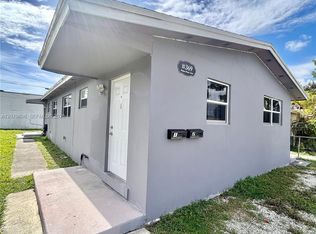 369 Phippen Waiters Rd, Dania, FL 33004