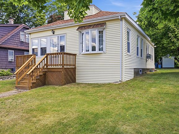 4th image of 79 Prospect St