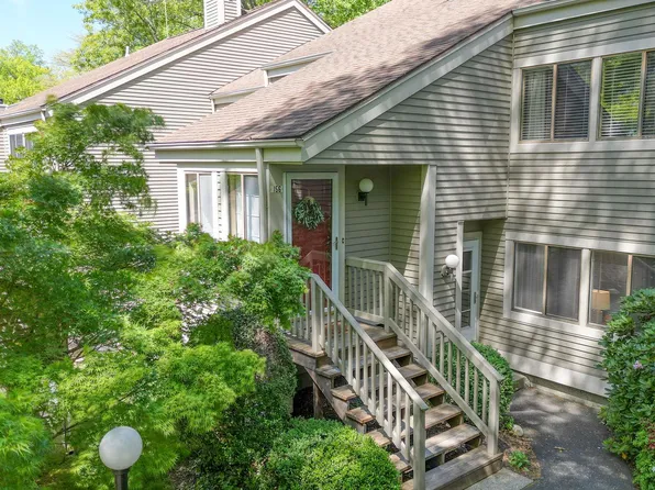 156 Stone Meadow, South Salem, NY 10590