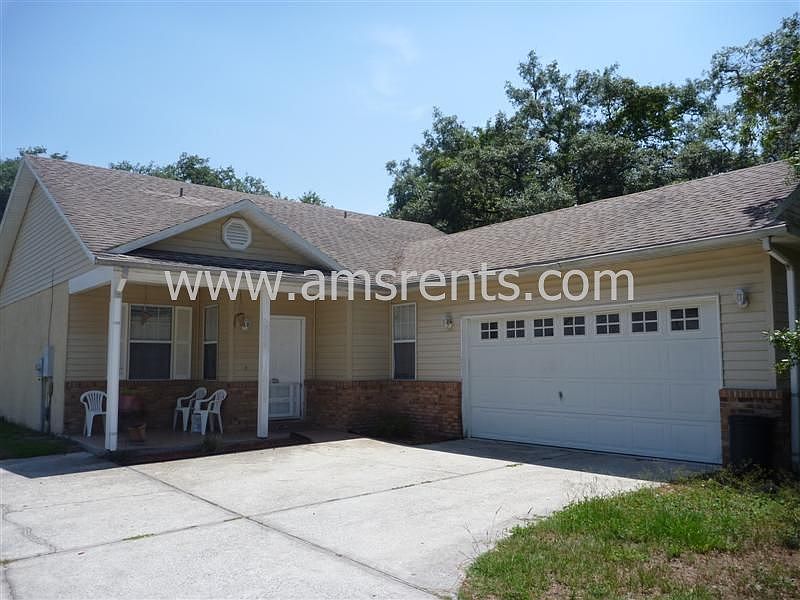 1st image of 498 Dean Creek Ln