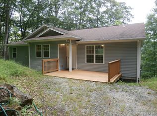 342 Scout Mountain Dr, Cullowhee, NC 28723