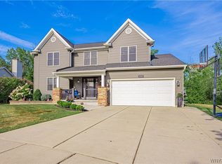 60 Fawn Meadows Ct, Getzville, NY